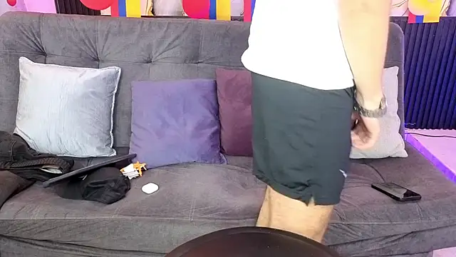 dante_18cm_ Pertunjukan Webcam