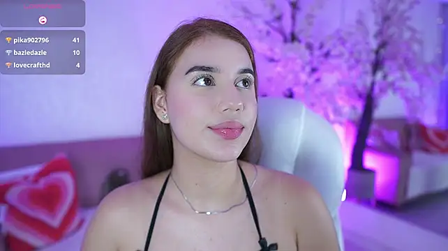 Czat XXX na żywo – StacyCooper_