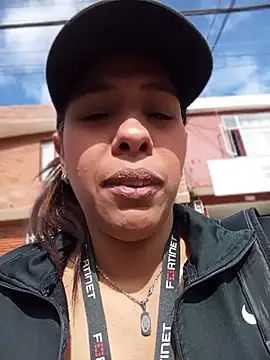 Ivon_C's Webcam Show