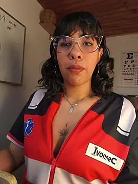 Ivon_C Chat XXX live