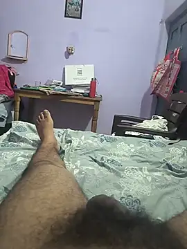 IndianDaddy0: διαδικτυακό σόου στην κάμερα