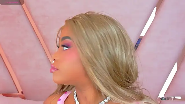 הופעת וובקאם של TiannahGlow