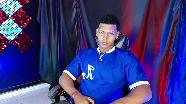 عرض كام zoriel_bigcock