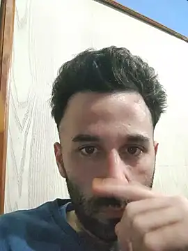 ferch0o12 Show in webcam