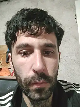 ferch0o12: διαδικτυακό σόου στην κάμερα