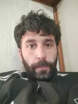 ferch0o12: διαδικτυακό σόου στην κάμερα