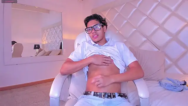 Marco_deluxe's Live XXX Chat