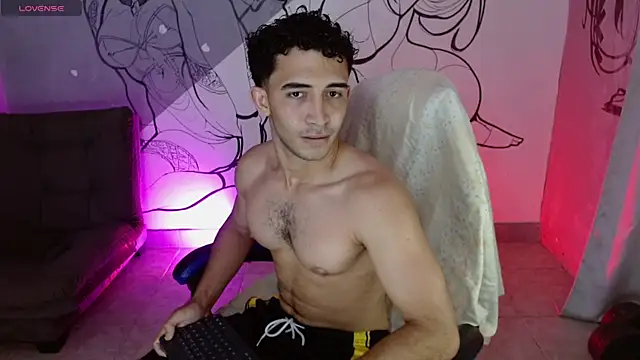 caius_bigcock1 现场XXX聊天