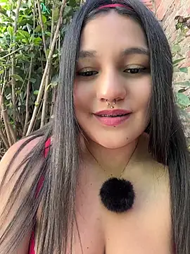 Emily_Gomezz Obrolan Langsung XXX