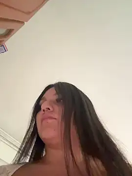 Emily_Gomezz's Webcam Show