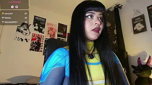 Živý XXX chat atena_hill_