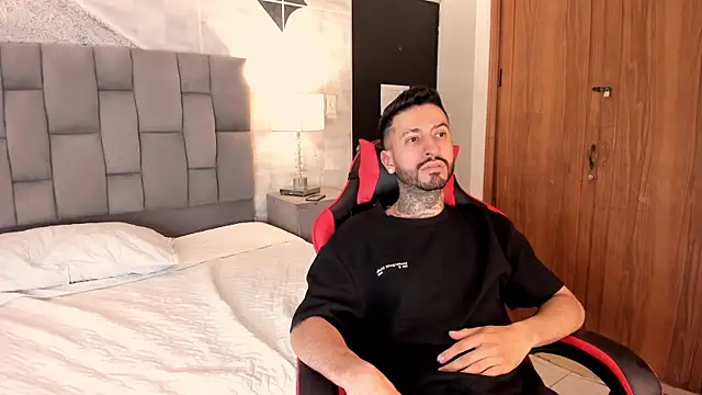 StevenAndLaura Webcam Show