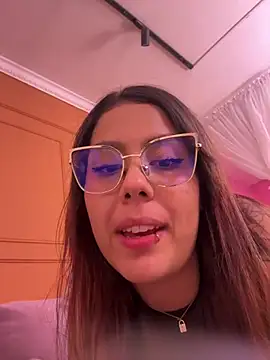 Veravantemp Adlı Modelin Canlı XXX Sohbeti