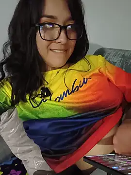 Thaniloperan Live XXX chat