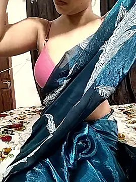 Oyo_Couple Webcam Show