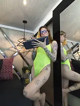 JessieGarvet19 webcam show