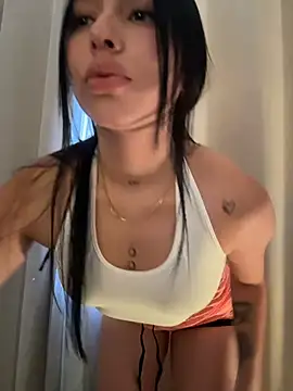 Chat +18 de IsabellaNoir_ ao vivo