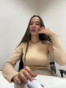 Solazola23's Live XXX Chat