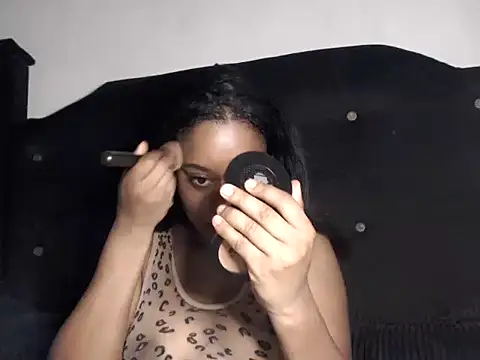 Cattaleen 라이브 XXX 채팅
