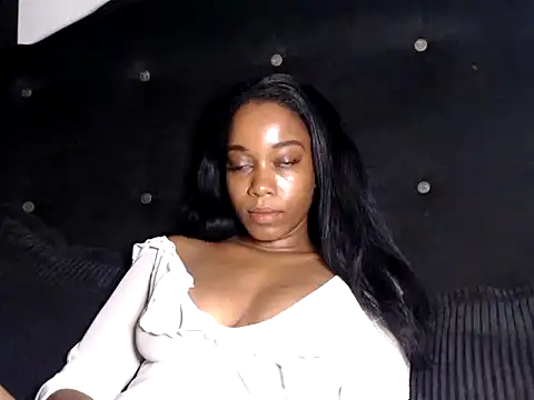 Cattaleen's Live Chat Room