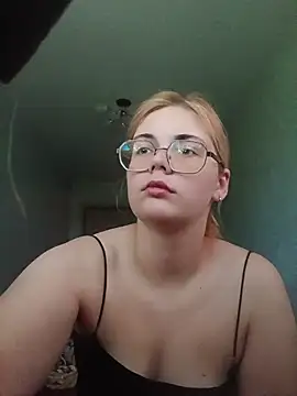 LoisFox's Webcam Show