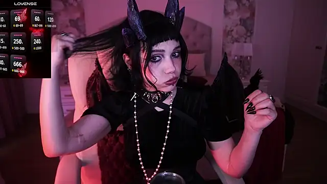 OutfitObsession – webcam-show