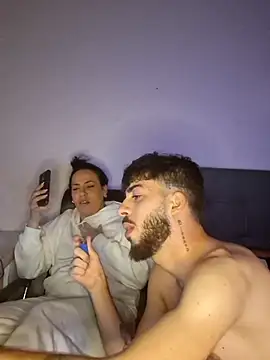 Stherphaniee Live Chatraum