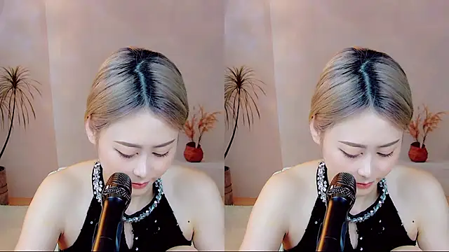 yaya_888 网络视讯表演