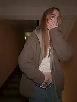 MarlboroWeb's Webcam Show