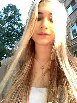 MarlboroWeb – webcam-show