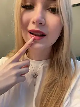 XXX chat uživo modela MarlboroWeb