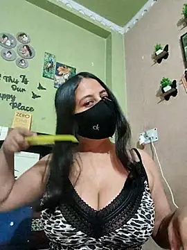 Hot-priyaX ওয়েবক্যাম শো