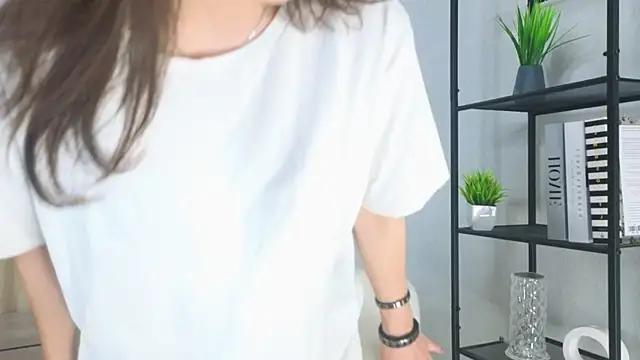 NerixalVire's Live XXX Chat