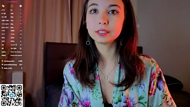NerixalVire's Live XXX Chat