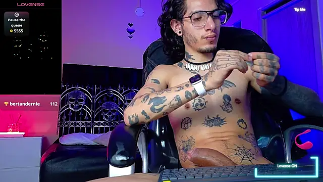 Živý XXX chat Vergil_Noir_