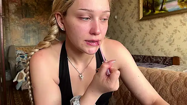 AlisiaStreitmatter's Webcam Show