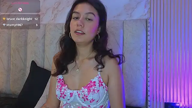 Alahia_Bloom live XXX chat