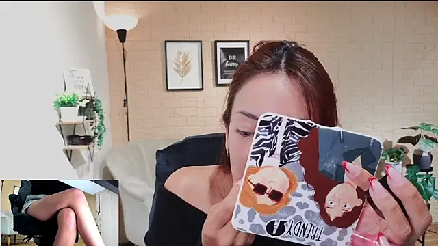 Živý XXX chat MissOffice_