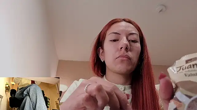 MissOffice_'s Webcam Show