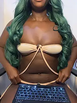 Leylabelle26 Adlı Modelin Web Kamerası Şovu