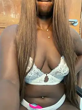 Chat XXX en directo de Leylabelle26