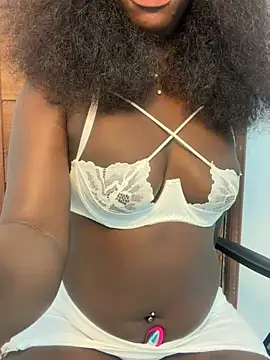 Leylabelle26 – webcam-show