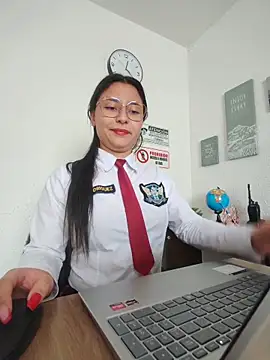Show de webcam de Queen_linda1