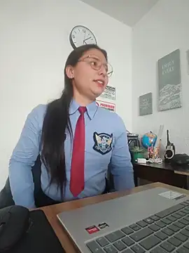 Queen_linda1's Live Chat Room