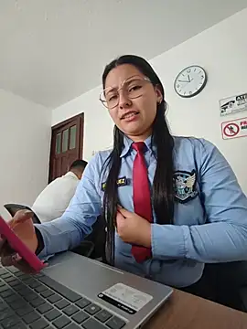 Queen_linda1 Chat XXX live