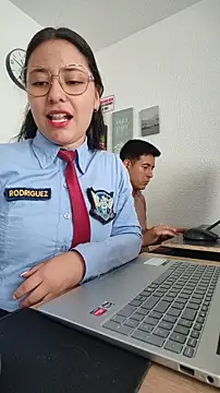 Queen_linda1's Live XXX Chat
