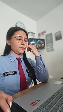 Czat XXX na żywo – Queen_linda1