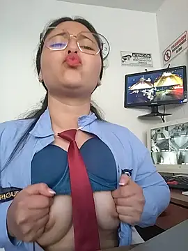 Queen_linda1 Obrolan Langsung XXX