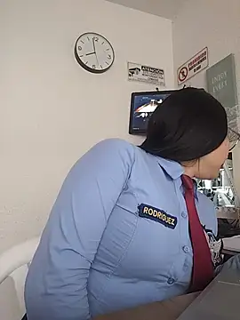 Queen_linda1: απευθείας συνομιλία ΧΧΧ