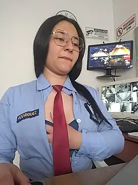 Queen_linda1 webkamerás műsora